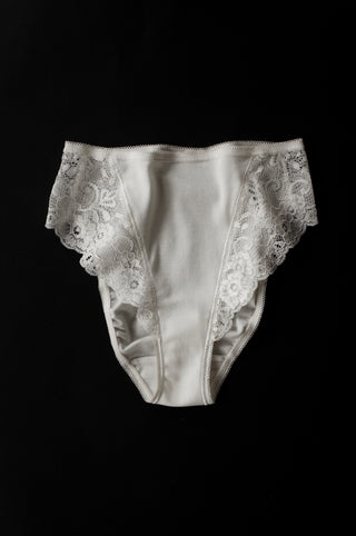 COTTON BRIEFS WITH LACE
