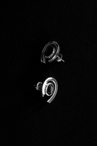 CURVA EARRING SMOKY QUARTZ